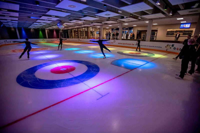 Dossier de presse | 3570-04 - Communiqué de presse | Special Mention by Architizer A+Awards for Sports Centre Sportoase Groot Schijn - ZJA - Concours - Sportcomplex Sportoase Groot Schijn, Deurne - iceskating - Crédit photo : Sportoase
