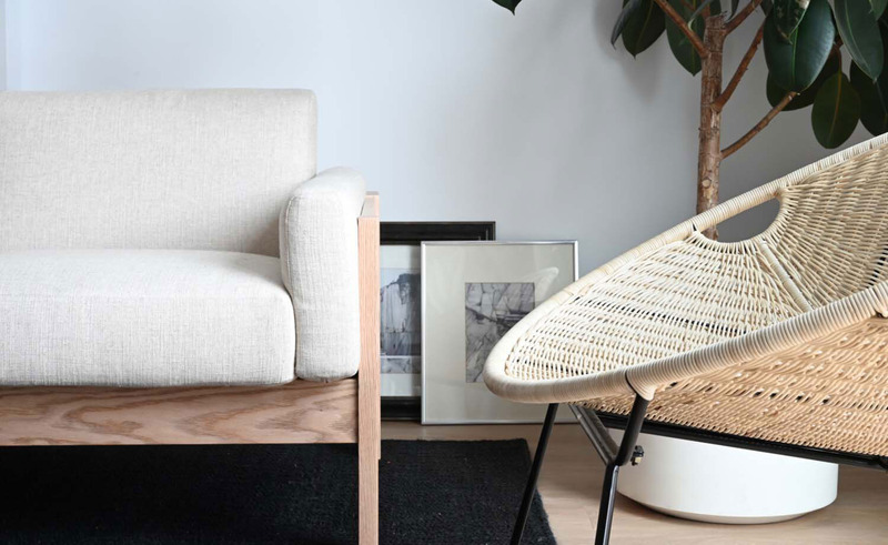 Dossier de presse | 2038-08 - Communiqué de presse | Nouveautés edb printemps/été 2023 - élément de base - Produit - Sofa Prairie + Chaise Spa - Crédit photo : élément de base