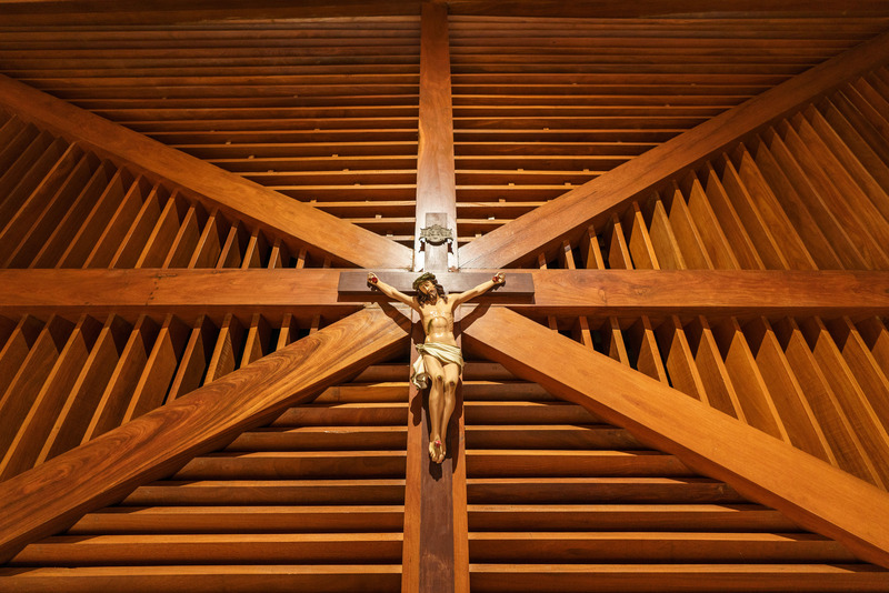 Dossier de presse | 6966-01 - Communiqué de presse | A Convent Between Spirituality and Social Engagment - Mixtura - Architecture institutionnelle - The church. The "structural cross" and the crucifix - Crédit photo : Cesare Querci
