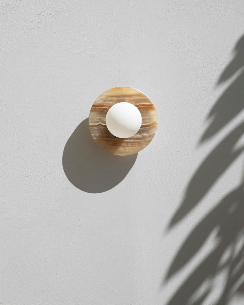 Press kit | 1942-01 - Press release | Luminaire Authentik Unveils its New ONYX Collection in Natural Stone - Luminaire Authentik - Lighting Design - Onyx NOS 02-LA40 - Photo credit:  Luminaire Authentik 