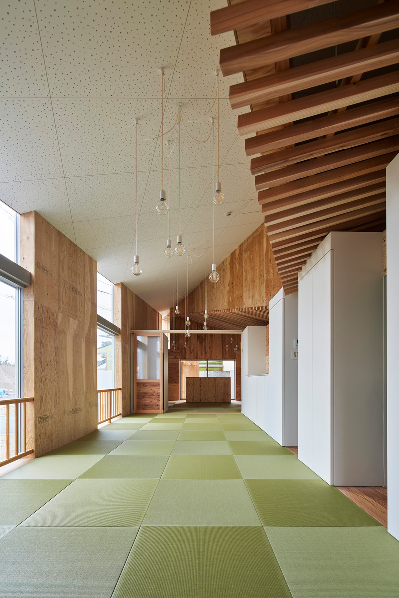 Dossier de presse | 5692-02 - Communiqué de presse | YNS / Yamaikarashi Nursery School - Takeru Shoji Architects Co.,Ltd - Architecture institutionnelle - Crédit photo : ©Koji Fujii（toreal）