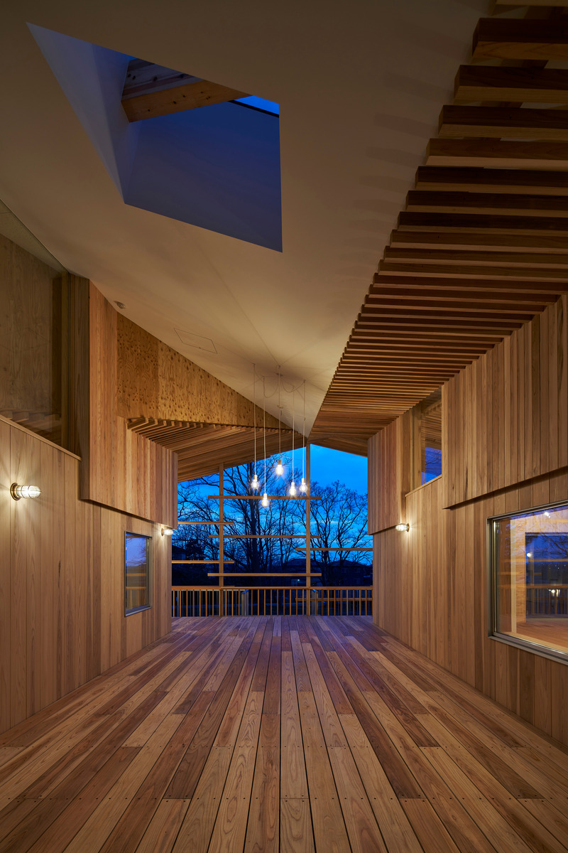 Dossier de presse | 5692-02 - Communiqué de presse | YNS / Yamaikarashi Nursery School - Takeru Shoji Architects Co.,Ltd - Architecture institutionnelle - Crédit photo : ©Koji Fujii（toreal）