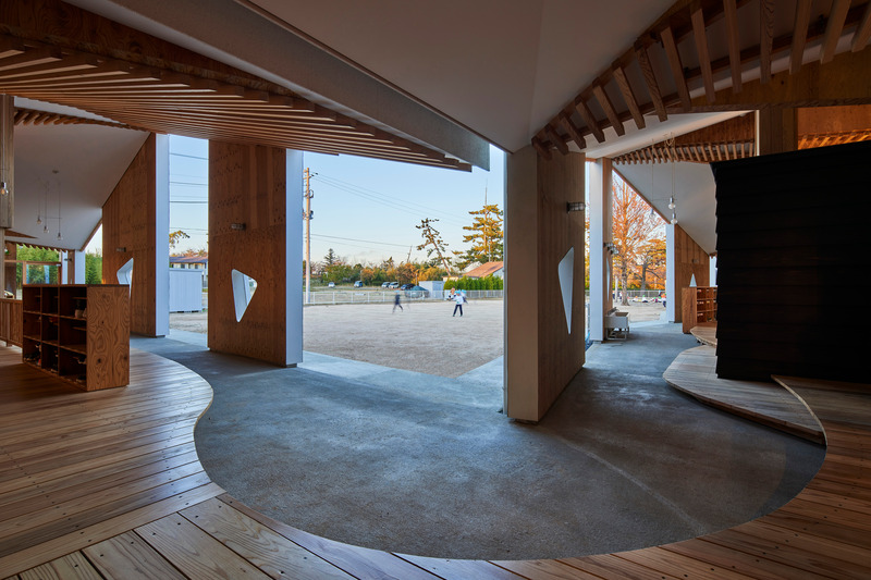 Dossier de presse | 5692-02 - Communiqué de presse | YNS / Yamaikarashi Nursery School - Takeru Shoji Architects Co.,Ltd - Architecture institutionnelle - Crédit photo : ©Koji Fujii（toreal）
