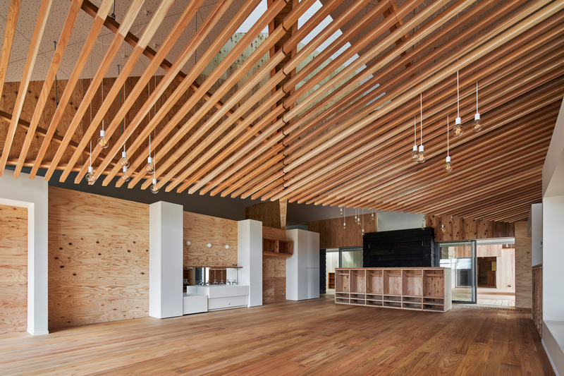 Dossier de presse | 5692-02 - Communiqué de presse | YNS / Yamaikarashi Nursery School - Takeru Shoji Architects Co.,Ltd - Architecture institutionnelle - Crédit photo : ©Koji Fujii（toreal）