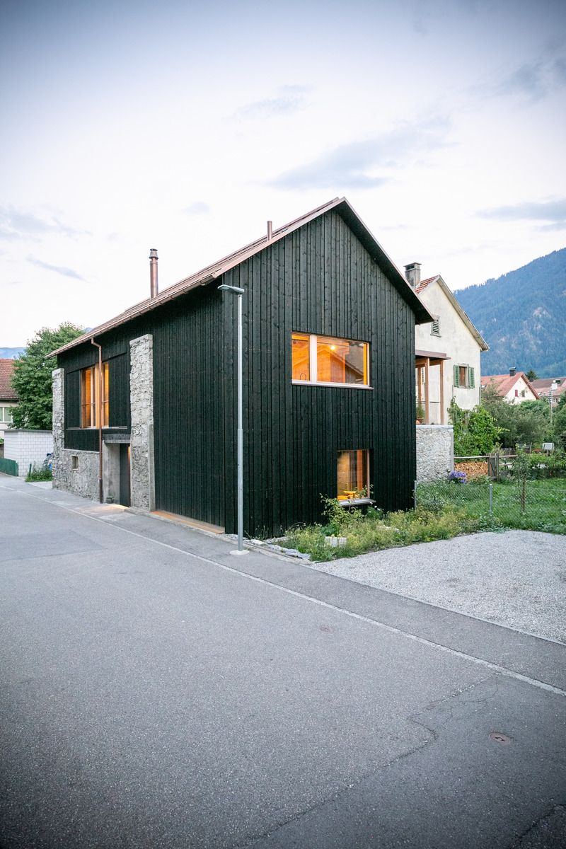 Dossier de presse | 6998-01 - Communiqué de presse | Hof & Hist - Modunita architects sa - Architecture résidentielle - Crédit photo : Modunita architects sa