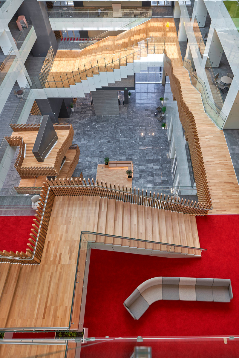 Dossier de presse | 7004-01 - Communiqué de presse | Shape’s Diplomatic Academy Adds Architizer A+ Award to Portfolio of Accolades - Shape Architecture Practice + Research - Architecture institutionnelle - Atrium View - Crédit photo : Phil Handforth