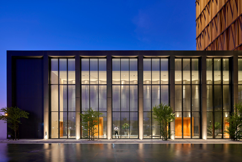 Dossier de presse | 7004-01 - Communiqué de presse | Shape’s Diplomatic Academy Adds Architizer A+ Award to Portfolio of Accolades - Shape Architecture Practice + Research - Architecture institutionnelle - Auditorium Block - Crédit photo : Phil Handforth