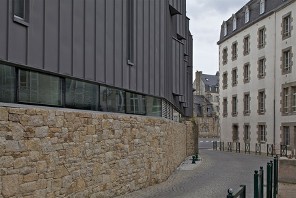 Dossier de presse | 958-01 - Communiqué de presse | Institut de génomique marine - Barré-Lambot Architectes - Architecture institutionnelle - Crédit photo : Philippe Ruault Photographe