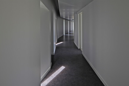 Dossier de presse | 958-01 - Communiqué de presse | Institut de génomique marine - Barré-Lambot Architectes - Architecture institutionnelle - Crédit photo : Philippe Ruault Photographe