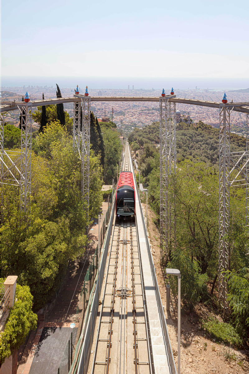 Dossier de presse | 7031-01 - Communiqué de presse | Cucadellum Funicular to the Tibidabo Amusement Park - MIAS Architects - Architecture industrielle - Crédit photo : Adrià Goula