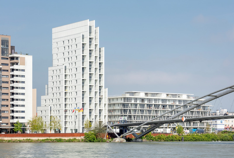 Press kit | 1151-12 - Press release | Bogen Tower, Les Jetées - PietriArchitectes - Residential Architecture - Photo credit: Luc Boegly