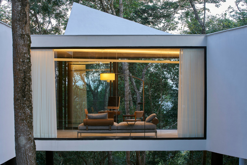 Press kit | 6830-01 - Press release | Açucena House - Tetro - Residential Architecture - Photo credit: Jomar Bragança