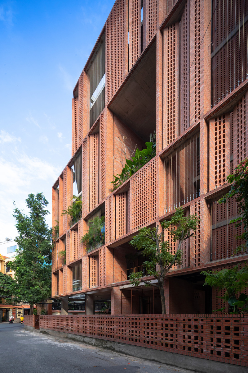 Dossier de presse | 2173-03 - Communiqué de presse | Premier Office - Tropical Space - Architecture commerciale - Crédit photo : Trieu Chien