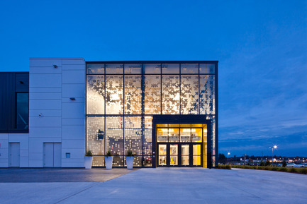 Press kit | 886-01 - Press release | Design of the exhibition center of Sherbrooke - CCM2 - Commercial Architecture - Photo credit: Stéphane Groleau - stephanegroleau.com