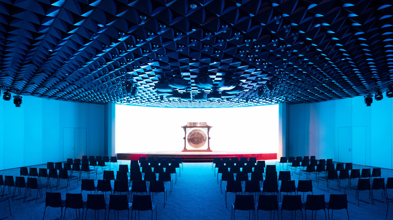 Press kit | 3772-03 - Press release | Hong Kong Stock Exchange Connect Hall - LAAB Architects - Commercial Interior Design - Photo credit: Kris Provoost