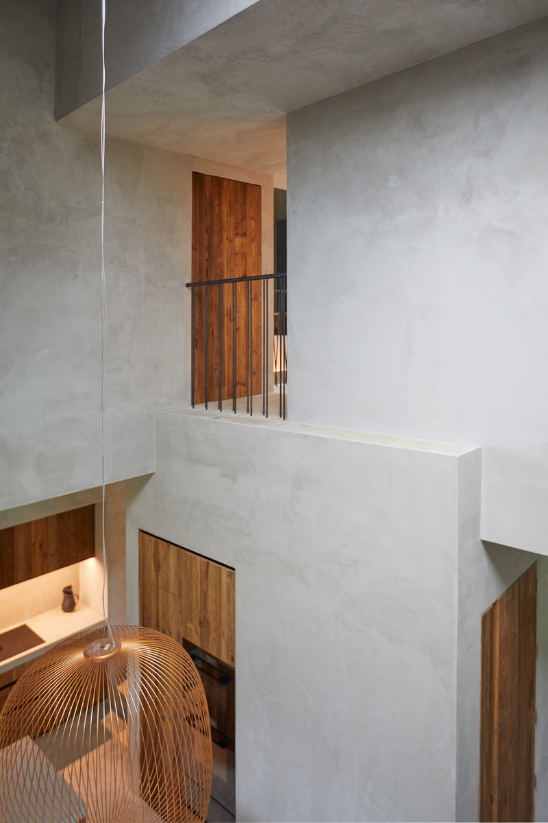 Dossier de presse | 7005-01 - Communiqué de presse | Residential Barn in a Hamlet Zone in Switzerland - BE ARCHITEKTUR GMBH, Boris Egli Dipl. Architekt FH REG A SIA - Architecture résidentielle - Crédit photo :  Vito Stallone 