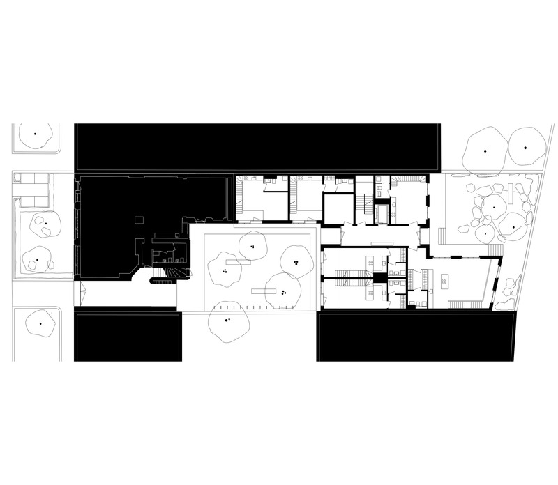 Dossier de presse | 6863-02 - Communiqué de presse | Urban Infill Berlin - Appels Architekten - Architecture résidentielle - <p>Groundfloor - Sequence of courtyards between the existing and new building.</p> - Crédit photo : © Appels Architekten
