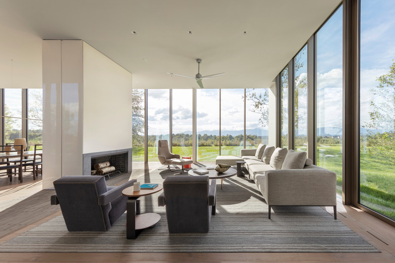 Dossier de presse | 6997-01 - Communiqué de presse | HGX Design’s Illuminating Approach Harnesses Light to Define Boundaries - HGX - Architecture résidentielle - Crédit photo : Scott Frances