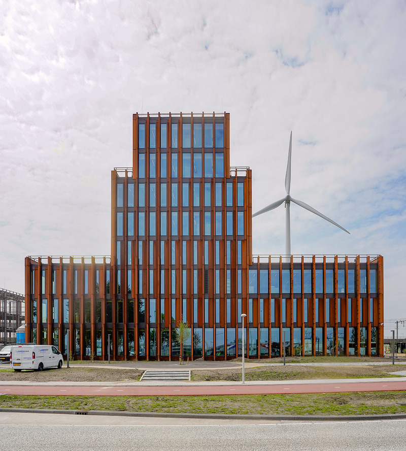 Dossier de presse | 6543-02 - Communiqué de presse | Inauguration of Liander Westpoort - De Zwarte Hond - Architecture commerciale - Crédit photo : Jaques Tillmans Foto Focus