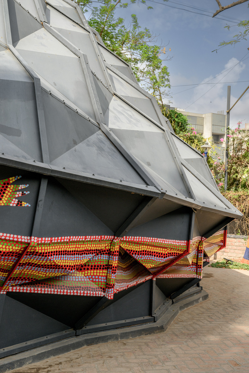 Dossier de presse | 6986-01 - Communiqué de presse | Darwin Bucky - andblack design studio - Évènement + Exposition - Crédit photo : Vinay Panjwani
