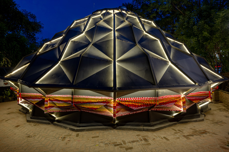 Dossier de presse | 6986-01 - Communiqué de presse | Darwin Bucky - andblack design studio - Évènement + Exposition - Crédit photo : Vinay Panjwani