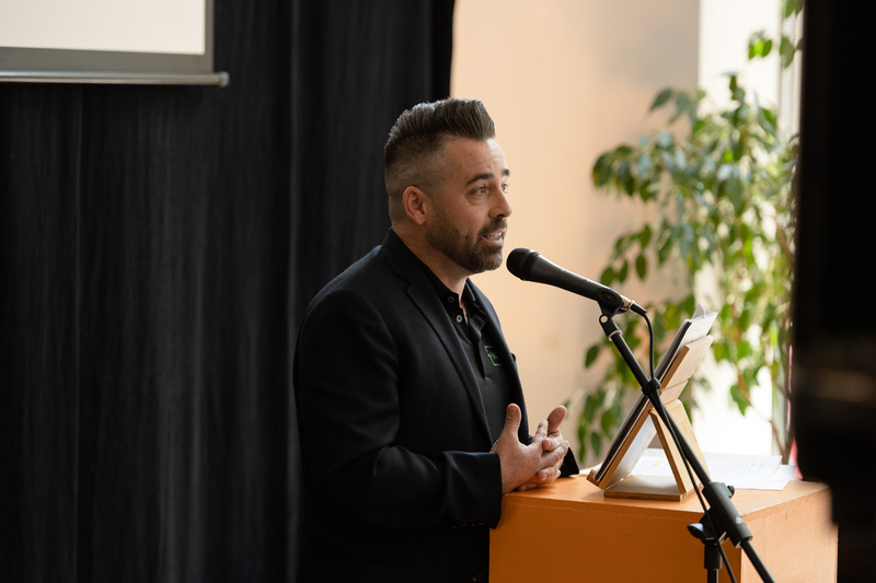 Press kit | 685-19 - Press release | Launch of the WEB-RECYC platform: Giving and buying Used Bricks Has Never Been Easier - Architecture Without Borders Quebec (AWBQ) - Residential Architecture -  Tommy Bouillon - Press conference, June 19th  - Photo credit: Philippe Latour