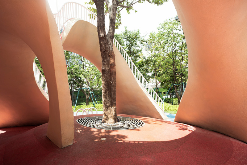 Dossier de presse | 7020-01 - Communiqué de presse | Natural and Organic: Red Dunes Playtopia - XISUI Design - Architecture de paysage - Crédit photo : Hu Yihao, XISUI Design