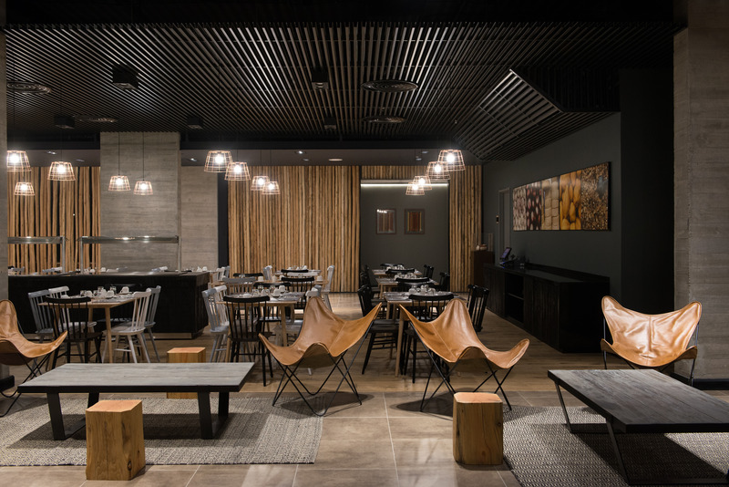 Press kit | 6753-01 - Press release | Ovalle Casino & Hotel - Turner Arquitectos - Commercial Architecture - Hotel Amenities - Photo credit: Felipe Díaz C. 