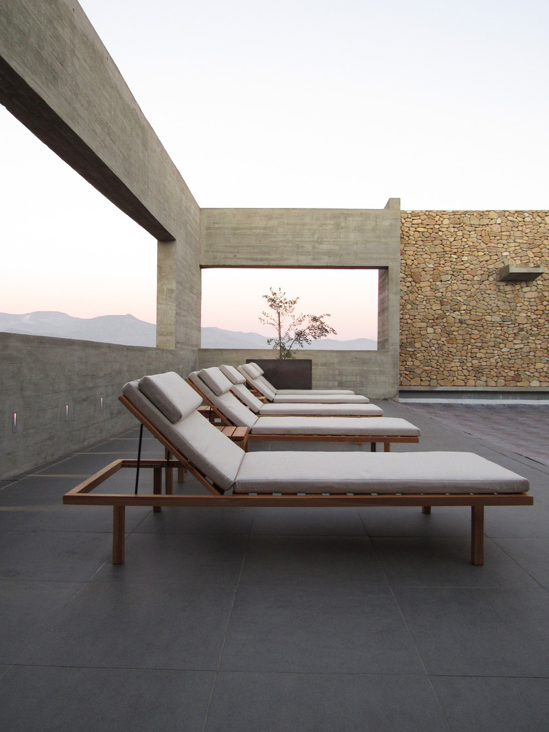 Press kit | 6753-01 - Press release | Ovalle Casino & Hotel - Turner Arquitectos - Commercial Architecture - Pool Area at the Hotel  - Photo credit: Broca Team