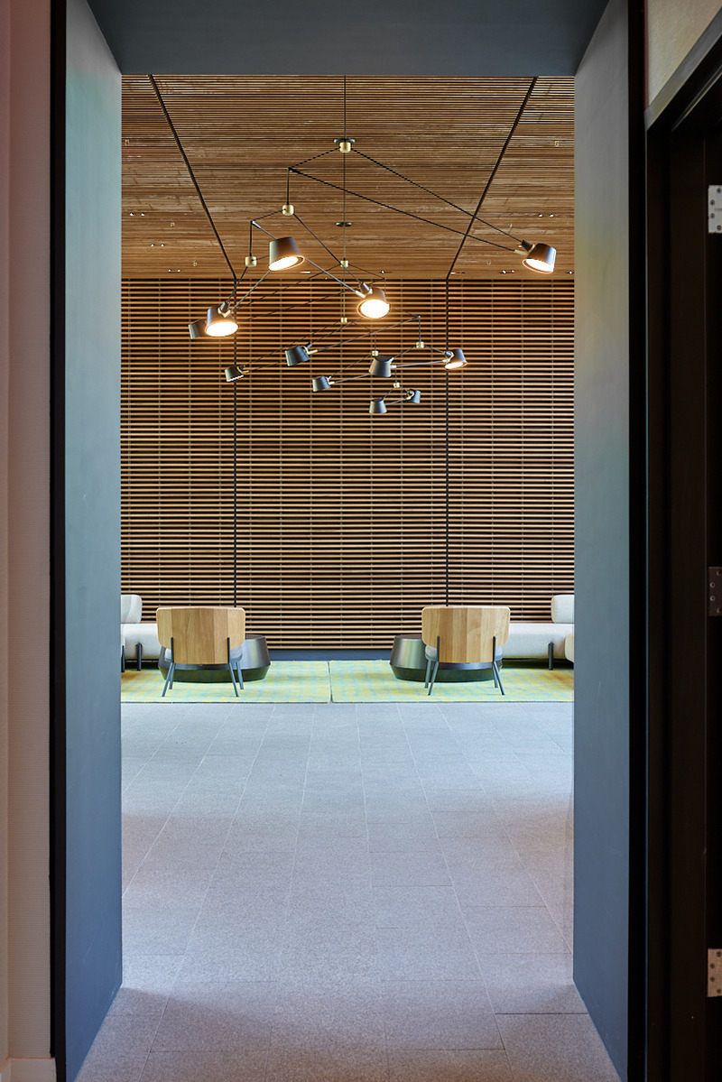 Press kit | 7007-01 - Press release | Dxa Studio Wins SARA Award of Excellence for Design of Rowan Astoria - DXA Studio - Commercial Architecture - Photo credit: Florian Holzherr Photography
