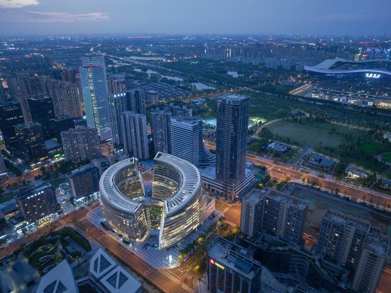 Dossier de presse | 6989-01 - Communiqué de presse | Laguarda.Low Wins at Architizer A+Awards with Chengdu Co-Innovation and Cooperation Center - Laguarda.Low Architects - Architecture commerciale - Overall Aerial - Crédit photo : Arch-Exist Photography