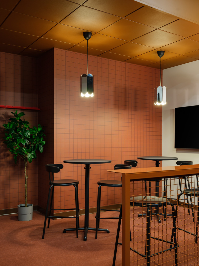 Dossier de presse | 1698-03 - Communiqué de presse | Garoy Construction - Perron - Design d’intérieur commercial - Crédit photo : Ulysse Lemerise @ OSA