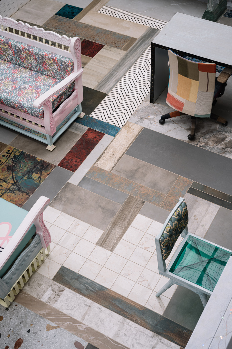 Press kit | 7002-01 - Press release | Big Top - Multitude Of Sins - Commercial Interior Design - The flooring in the entire space is a mishmash of discarded samples that have been assembled in a Tetris-like fashion, procured from ceramic, tile stores, and active sites of fellow designers in the city — each sample measured, and every segment ideated individually while it forms an integral part of a larger visual tapestry. - Photo credit: Ishita Sitwala