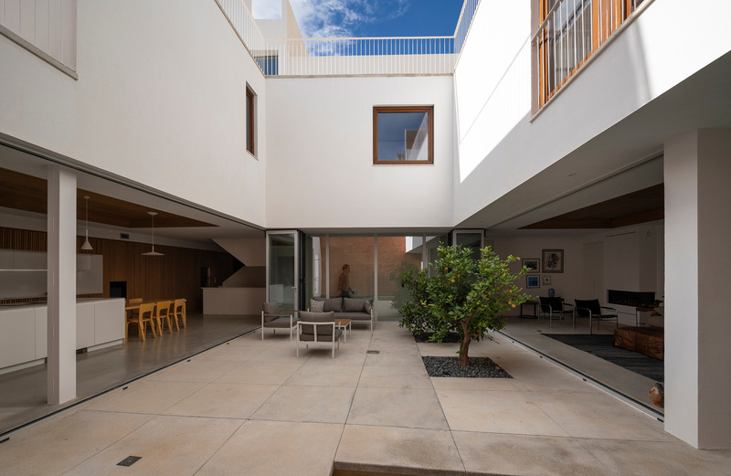 Dossier de presse | 5464-01 - Communiqué de presse | WIIK House - DTR_studio architects - Architecture résidentielle - Crédit photo : Juanan Barros
