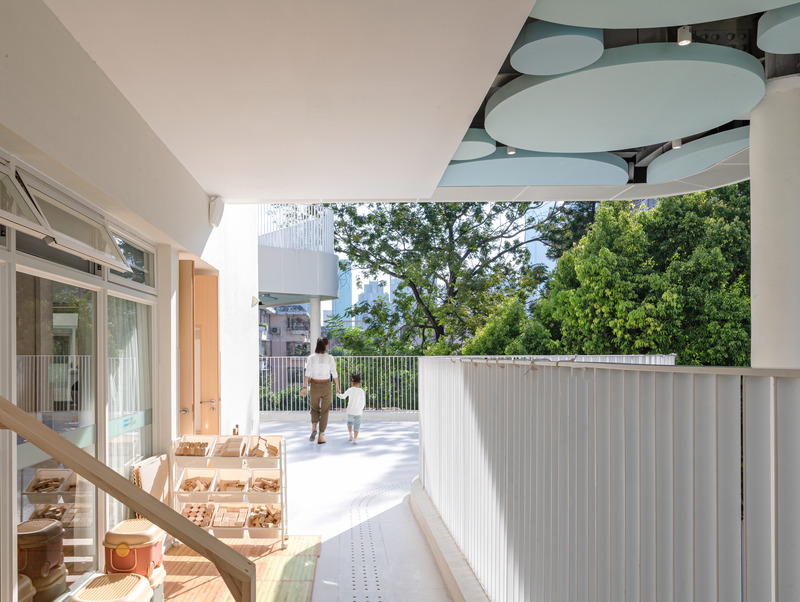 Dossier de presse | 5204-02 - Communiqué de presse | Kindergarten of Museum Forest - Yunchao Xu / Atelier Apeiron - Architecture institutionnelle - hallway - Crédit photo :  Schran Images 