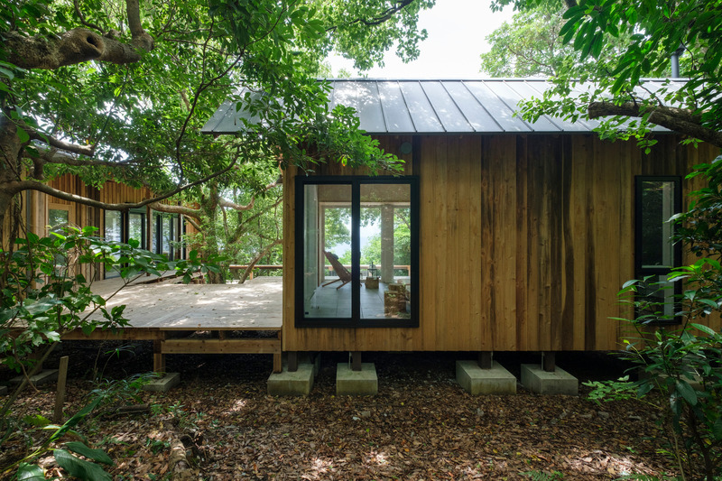 Dossier de presse | 7029-01 - Communiqué de presse | Sumu, Regenerative Life Studio, Receives International Recognition - tono Inc. - Architecture résidentielle - Terrasse vivante et salon - Crédit photo : Rui Nishi