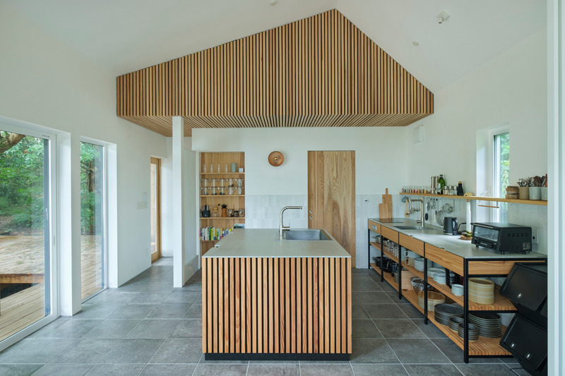 Dossier de presse | 7029-01 - Communiqué de presse | Sumu, Regenerative Life Studio, Receives International Recognition - tono Inc. - Architecture résidentielle - Cuisine - Crédit photo : Rui Nishi
