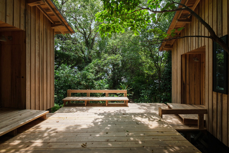 Dossier de presse | 7029-01 - Communiqué de presse | Sumu, Regenerative Life Studio, Receives International Recognition - tono Inc. - Architecture résidentielle - Terrasse cabine - Crédit photo : Rui Nishi