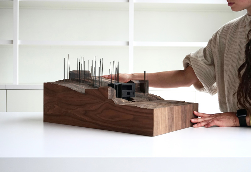 Dossier de presse | 7018-01 - Communiqué de presse | Los Angeles's Laney LA Redefining Contemporary Architecture with SQ Residence - Laney LA - Architecture résidentielle - The physical process of model making brings a new perspective to the journey of design. - Crédit photo : Architecture: Laney LA<br style="">Interiors: HSH Interiors<br>Engineering: Riverstone Structural Concepts<br>Visualization: Negar Zahiri
