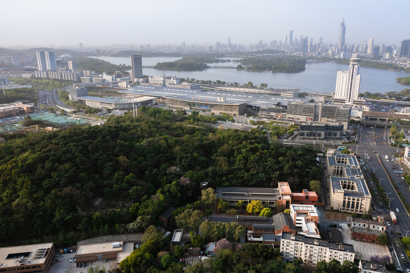 Dossier de presse | 5090-01 - Communiqué de presse | Renovation of Nanjing Combat Machinery Factory - Mix Architecture - Architecture commerciale - Renovation of Nanjing Combat Machinery Factory(Hongchuang PARK) by Mix Architecture - Crédit photo : <p class="">Arch-Exist</p>