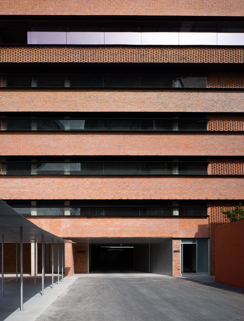 Dossier de presse | 5090-01 - Communiqué de presse | Renovation of Nanjing Combat Machinery Factory - Mix Architecture - Architecture commerciale - <p class="">Renovation of Nanjing Combat Machinery Factory(Hongchuang PARK) by Mix Architecture</p> - Crédit photo : Haiting Sun