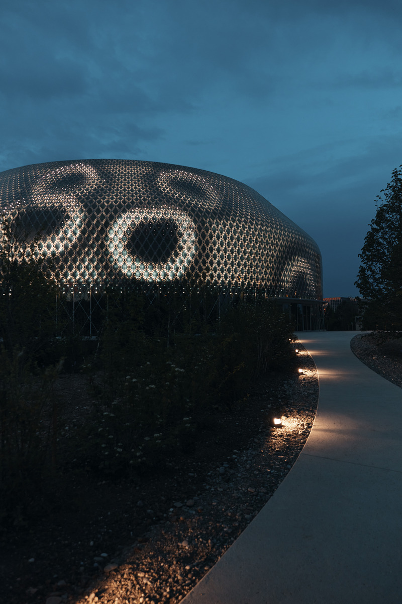 Dossier de presse | 7096-01 - Communiqué de presse | Novartis Pavillon Zero-Energy Media Façade - iart – studio for media architectures - Architecture institutionnelle - Crédit photo : Laurids Jensen