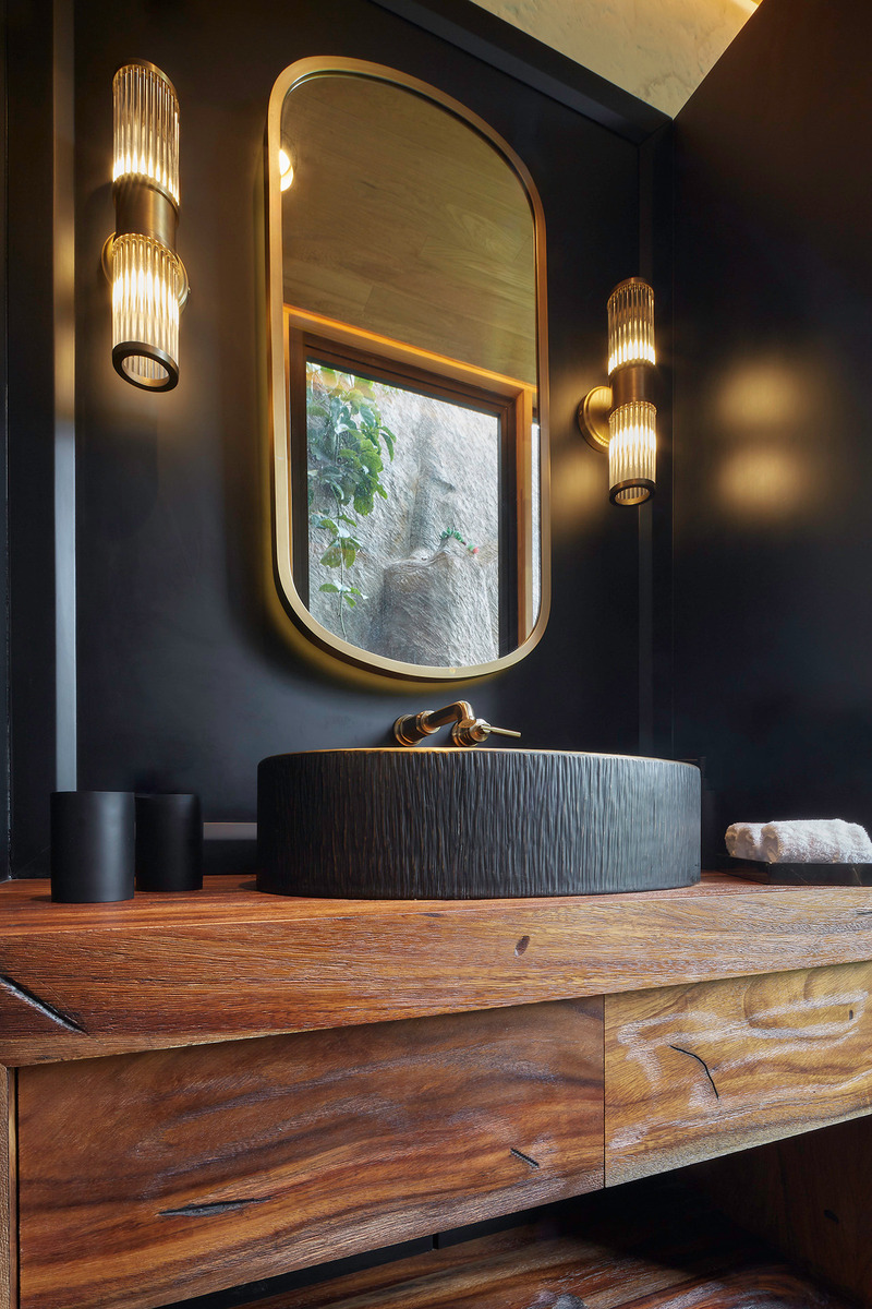 Press kit | 4687-02 - Press release | SYMBIOSIS - Luciano Gerbilsky Arquitectos - Residential Architecture - bathroom sink furniture detail - Photo credit:  Hector Velazco Facio 