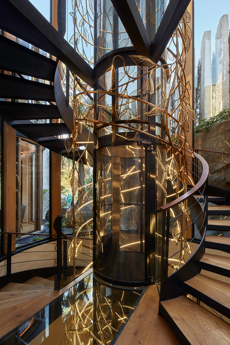 Press kit | 4687-02 - Press release | SYMBIOSIS - Luciano Gerbilsky Arquitectos - Residential Architecture - main stairs &amp; elevator - Photo credit: Hector Velazco Facio