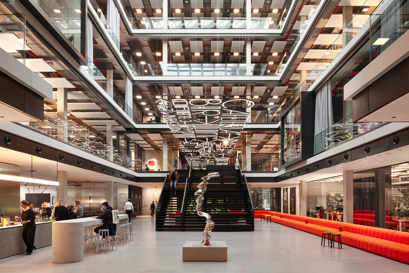 Press kit | 2360-01 - Press release | House of Communication - HENN - Commercial Interior Design - Entrance area, atrium - Photo credit: <p class="">© Mark Seelen | Seelen⁺</p><p class=""> </p>