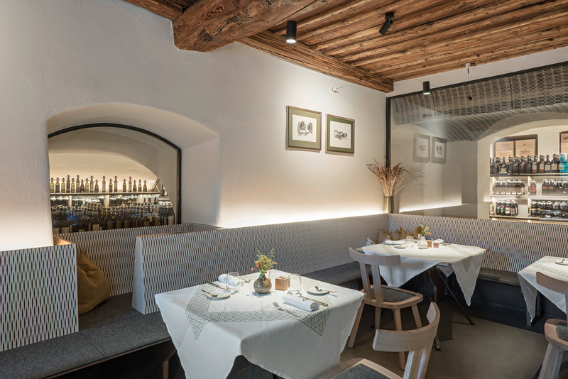 Press kit | 6636-01 - Press release | Steirereck am Pogusch - PPAG architects - Commercial Architecture - View inside the Stone House and its new wine cellars<br style=""> - Photo credit: Hertha Hurnaus