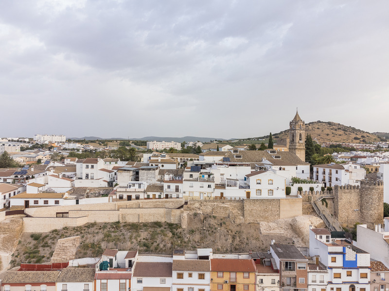Press kit | 7022-01 - Press release | Consolidation and Enhancement of the Medieval Wall of Cabra in Spain - EYAC Arquitec - Landscape Architecture - Photo credit: EYAC Arquitec | Manolo Espaliú (Photographer)