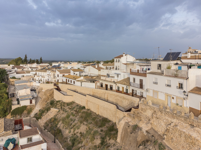 Press kit | 7022-01 - Press release | Consolidation and Enhancement of the Medieval Wall of Cabra in Spain - EYAC Arquitec - Landscape Architecture - Photo credit: EYAC Arquitec | Manolo Espaliú (Photographer)