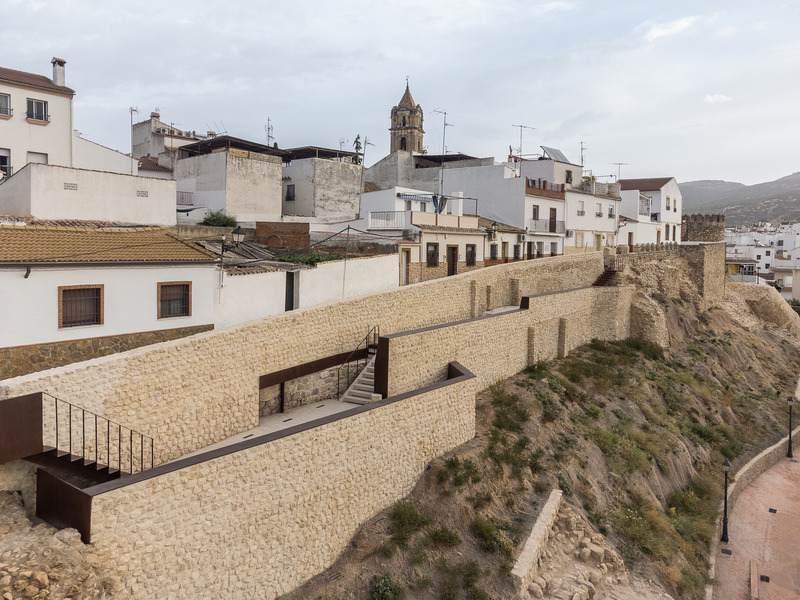 Press kit | 7022-01 - Press release | Consolidation and Enhancement of the Medieval Wall of Cabra in Spain - EYAC Arquitec - Landscape Architecture - Photo credit: EYAC Arquitec | Manolo Espaliú (Photographer)
