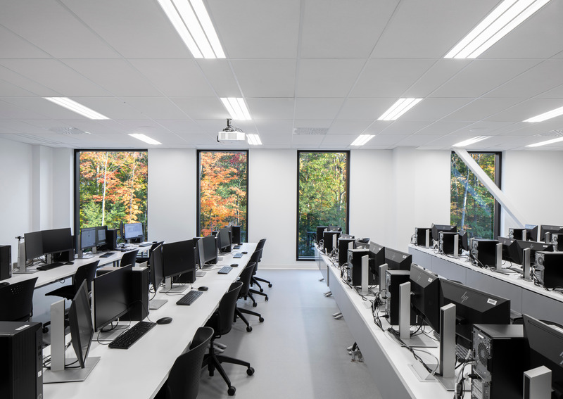 Press kit | 752-05 - Press release | The CNIMI’s New Building Embraces the Future With Open Arms - NFOE Inc. - Institutional Architecture - Photo credit: Stéphane Brügger